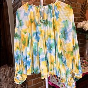 MISA Colorful Pleated Women's Top